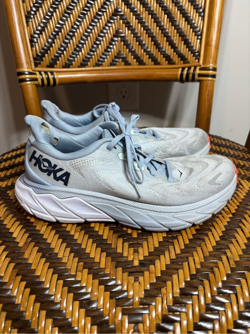 Hoka Arahi 6 Running Shoes Women’s 7.5B